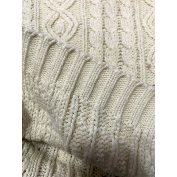 1970s Vintage Andrew St. John Cable Knit Sweater - Picture 10 of 11